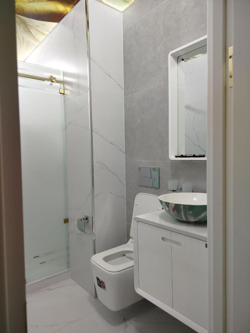 Hotel Plus 1 Samarkand Bagian luar foto